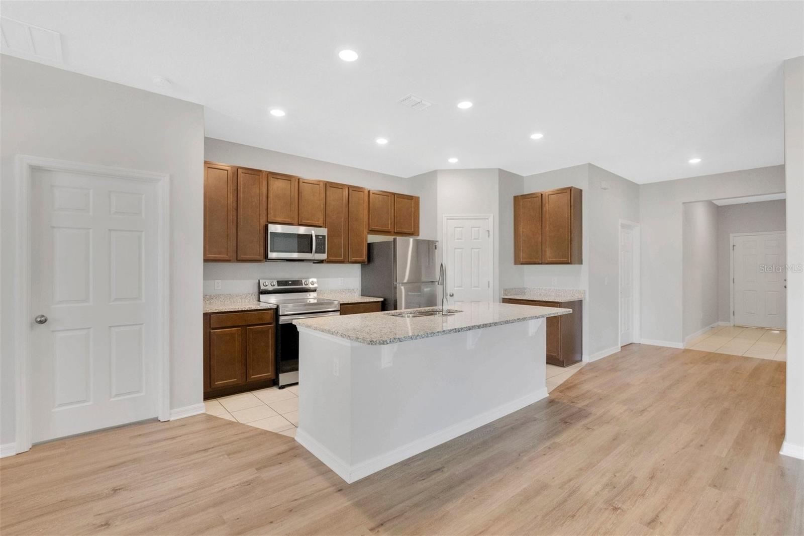 3526 FORSTER AVE