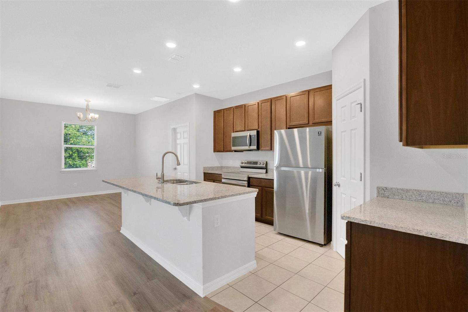 3526 FORSTER AVE
