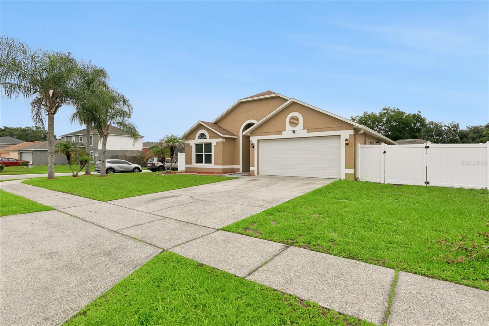 14426 LAKE PRICE DR