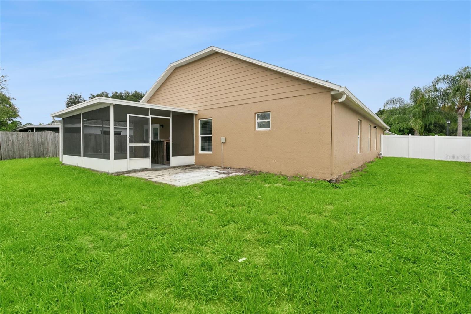 14426 LAKE PRICE DR