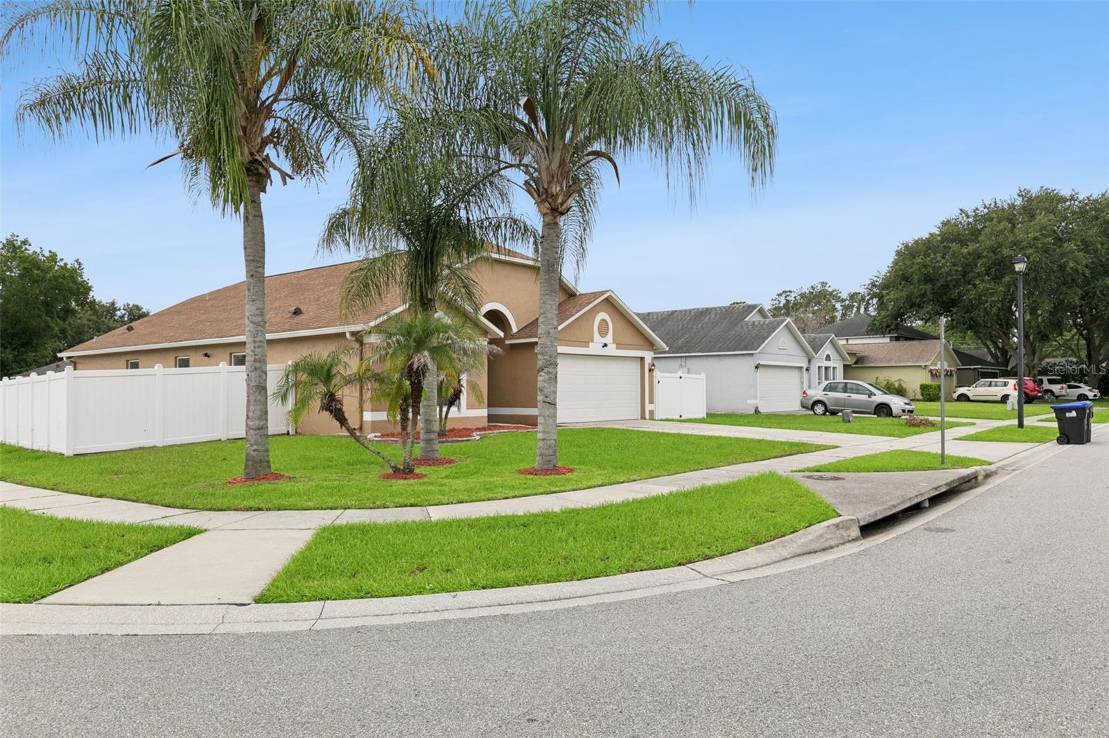 14426 LAKE PRICE DR