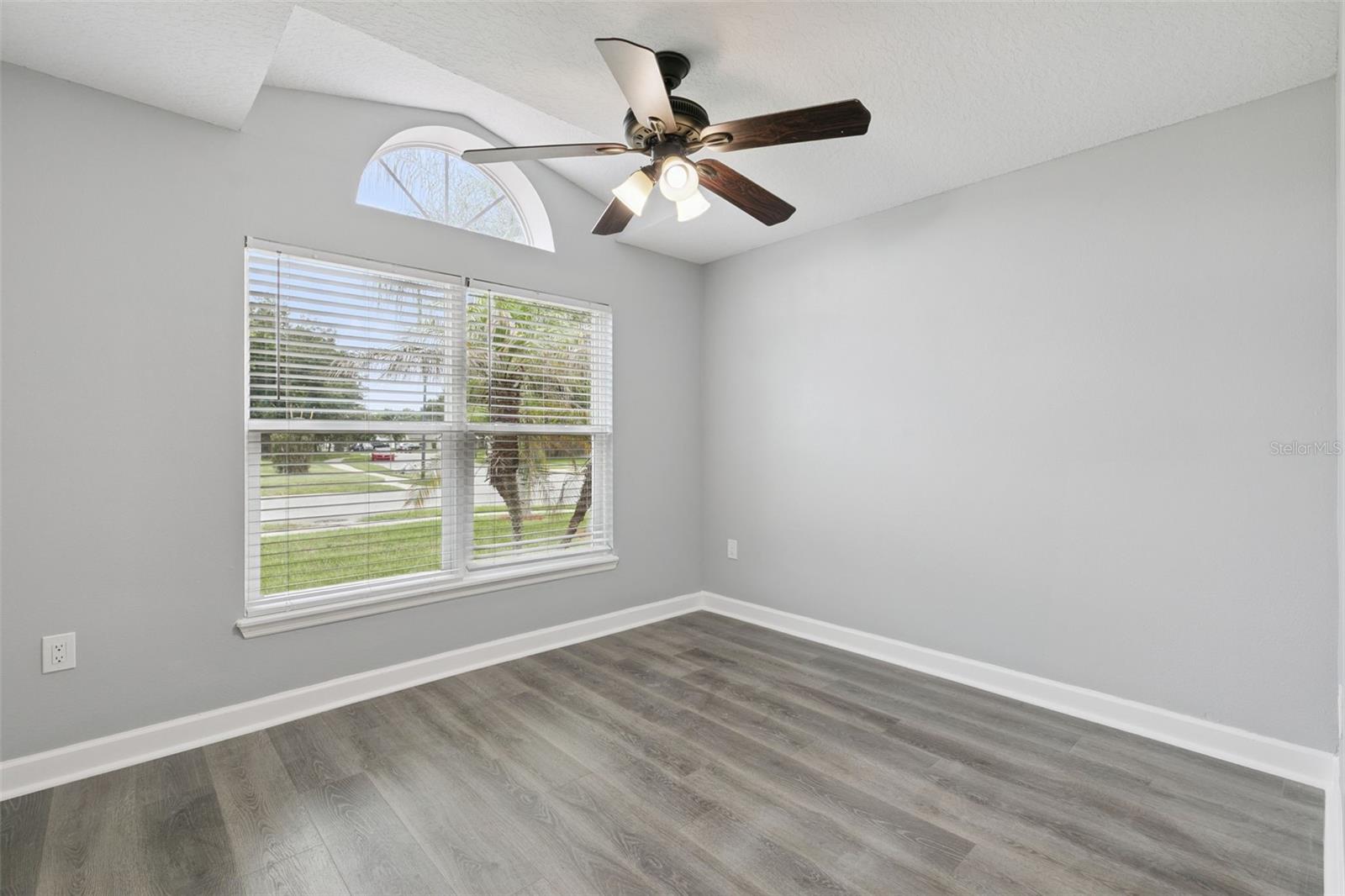 14426 LAKE PRICE DR