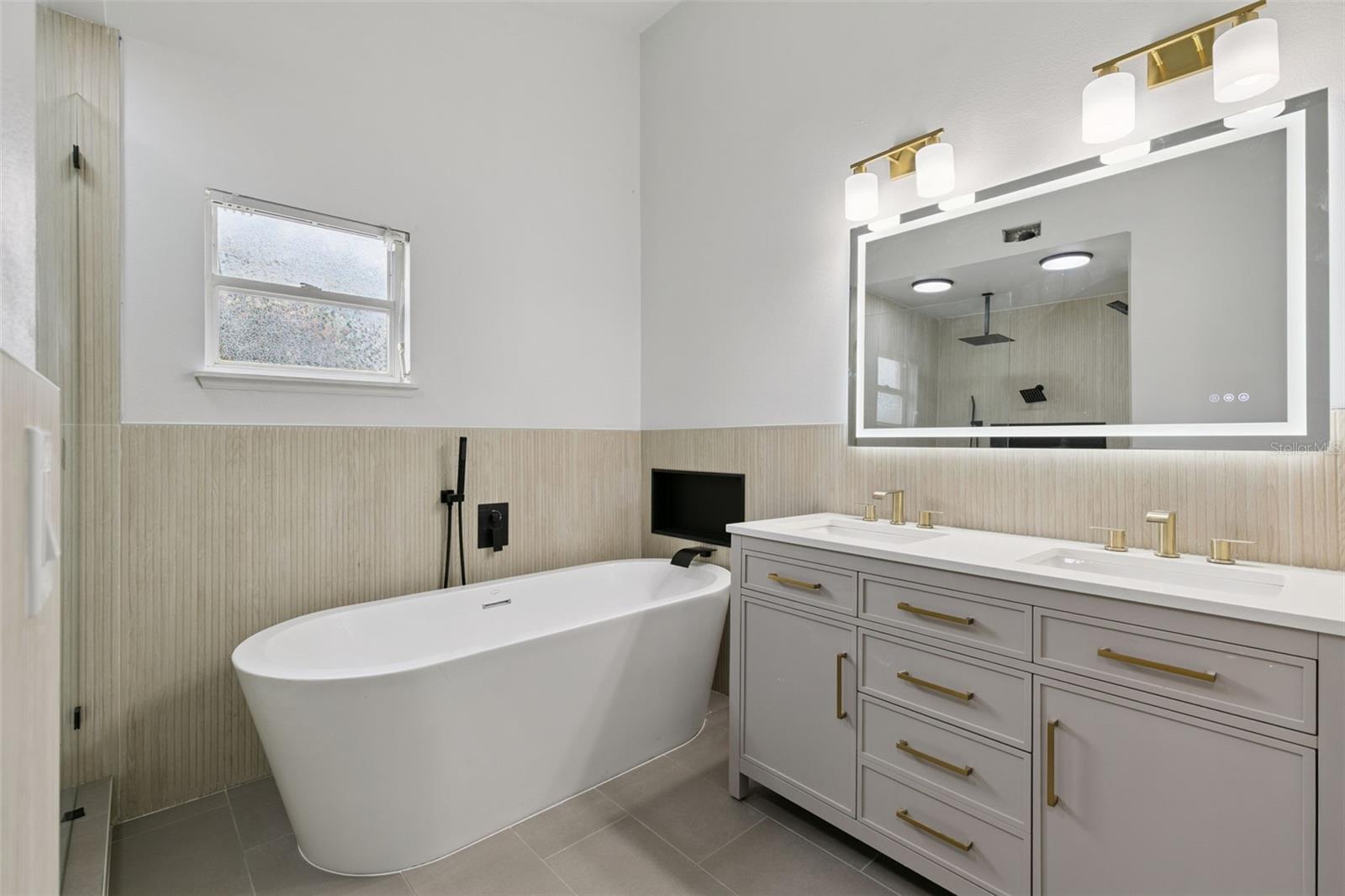 14426 LAKE PRICE DR
