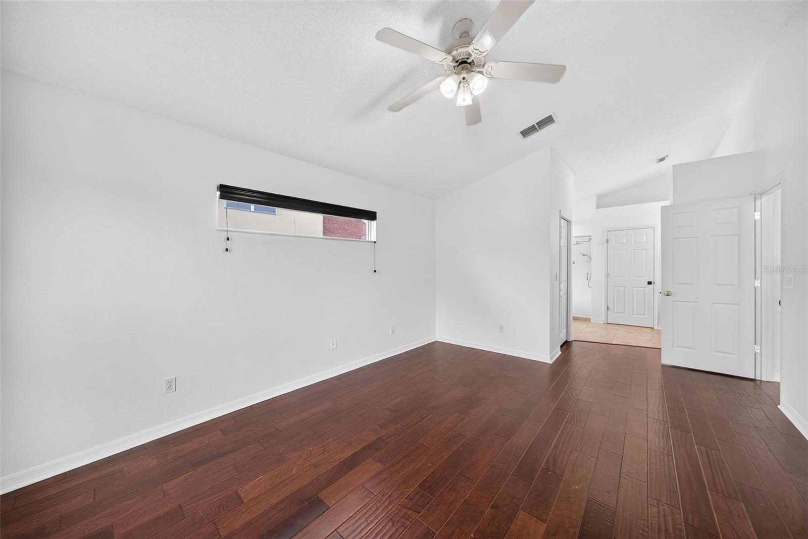 630 RIOMAR AVE