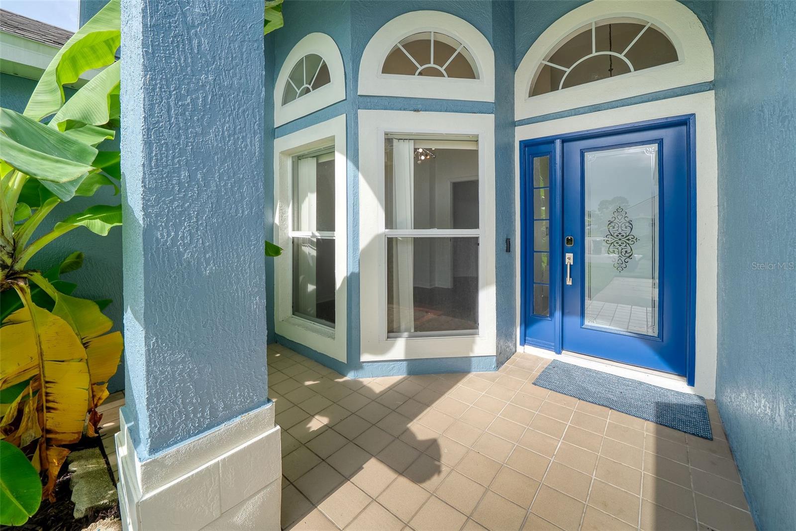 630 RIOMAR AVE