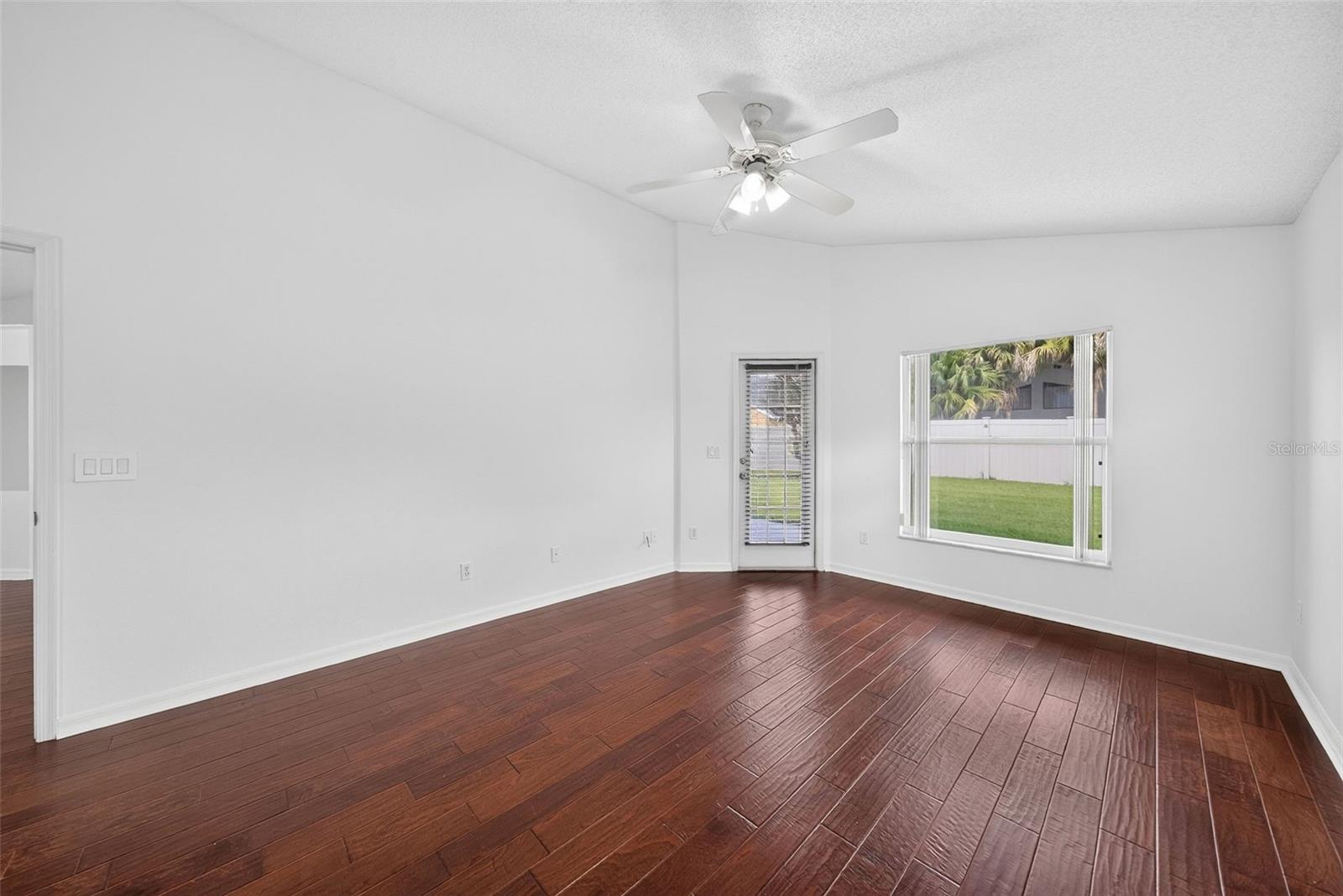 630 RIOMAR AVE