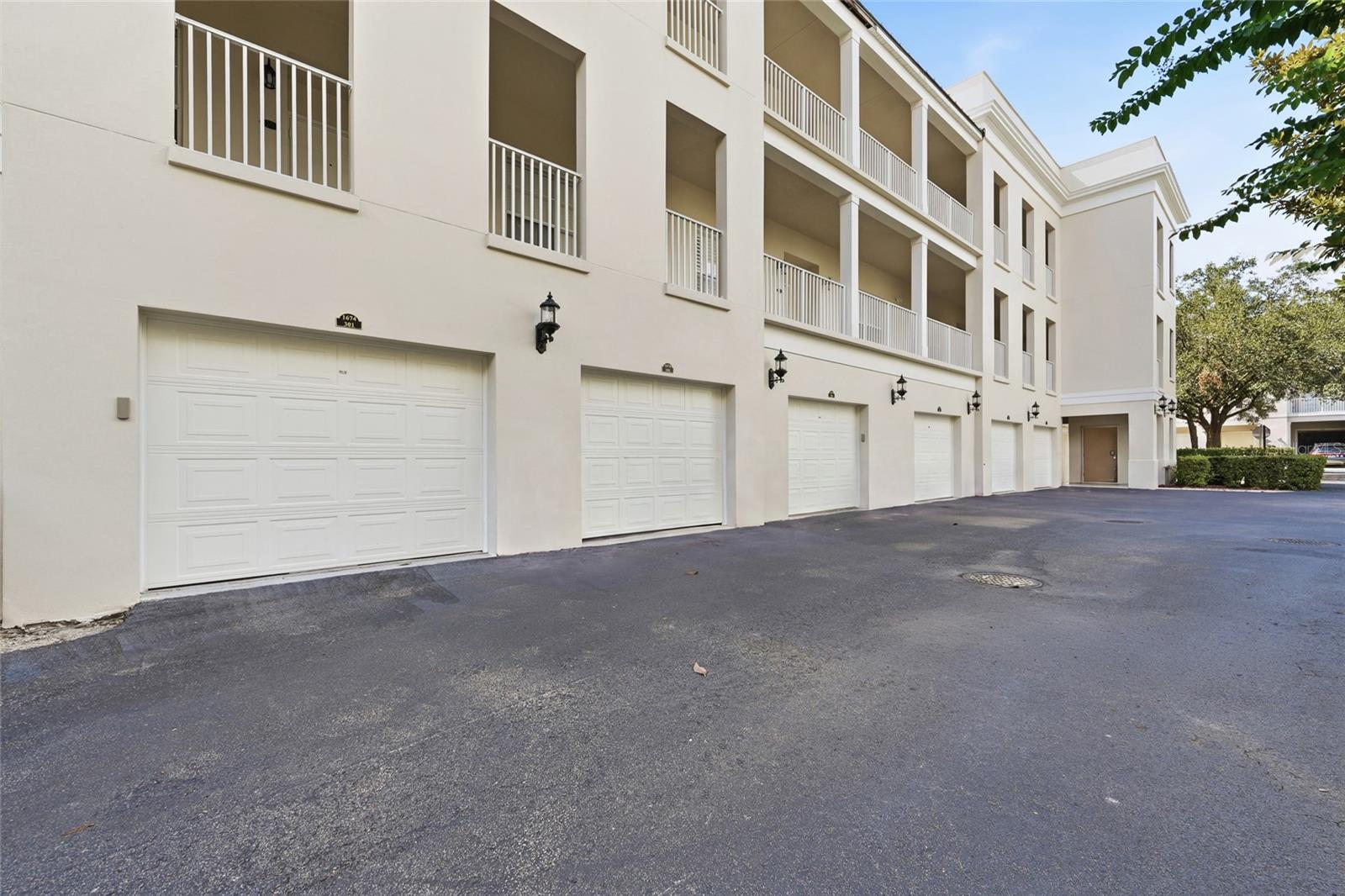 1674 LAKEMONT AVE #101