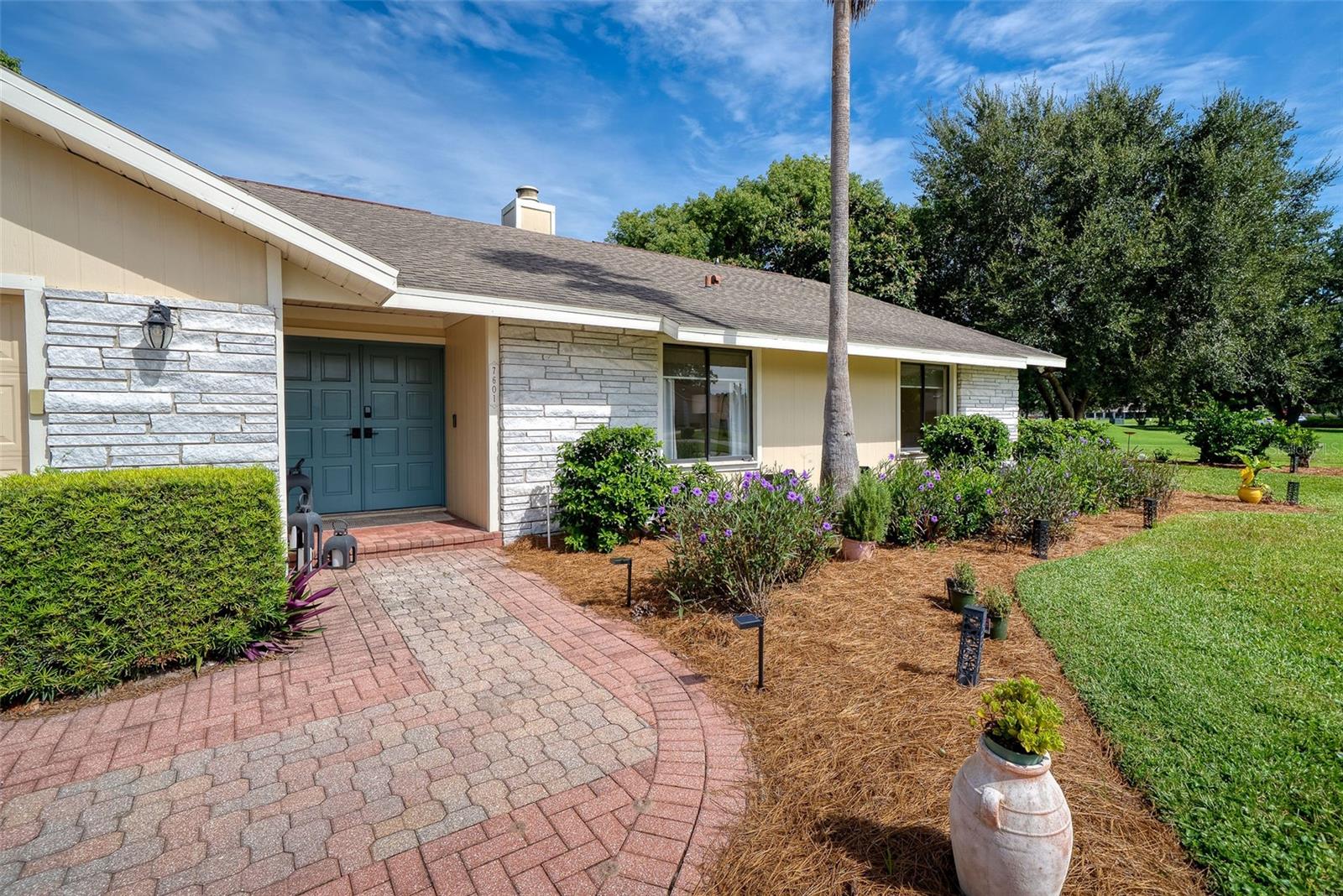 7601 ORANGE TREE LN