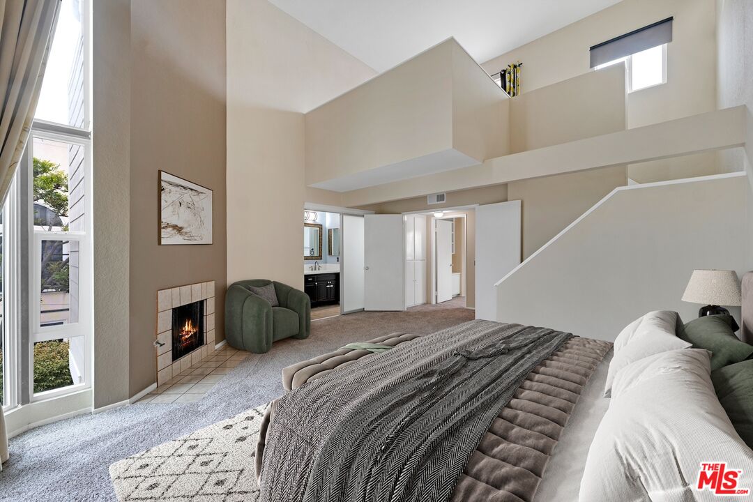 1717 Stoner Ave Unit: 105