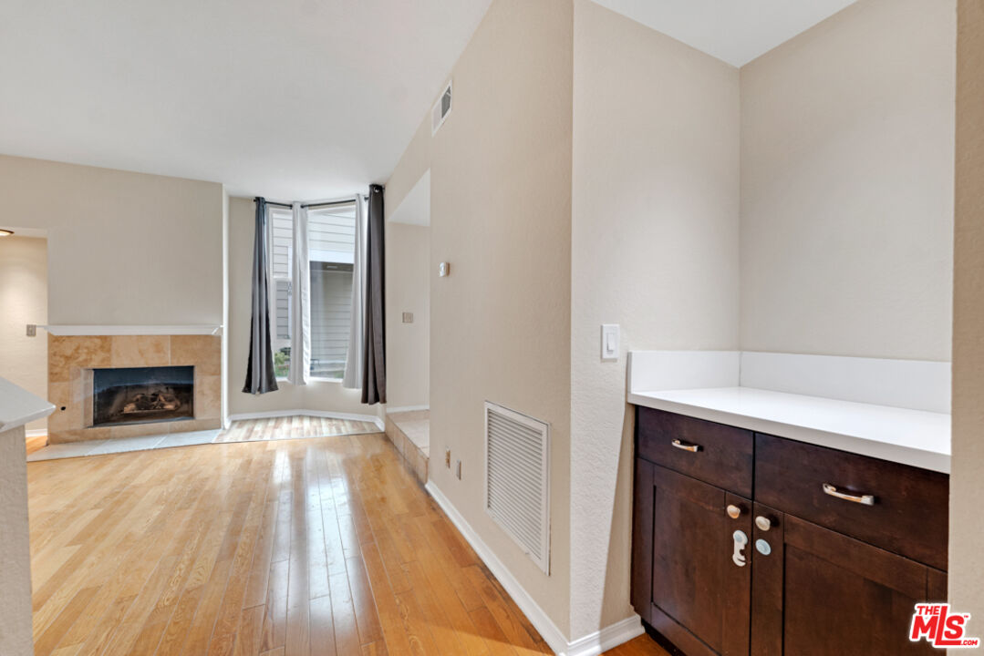 1717 Stoner Ave Unit: 105