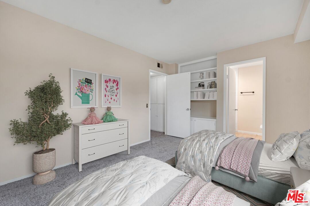 1717 Stoner Ave Unit: 105