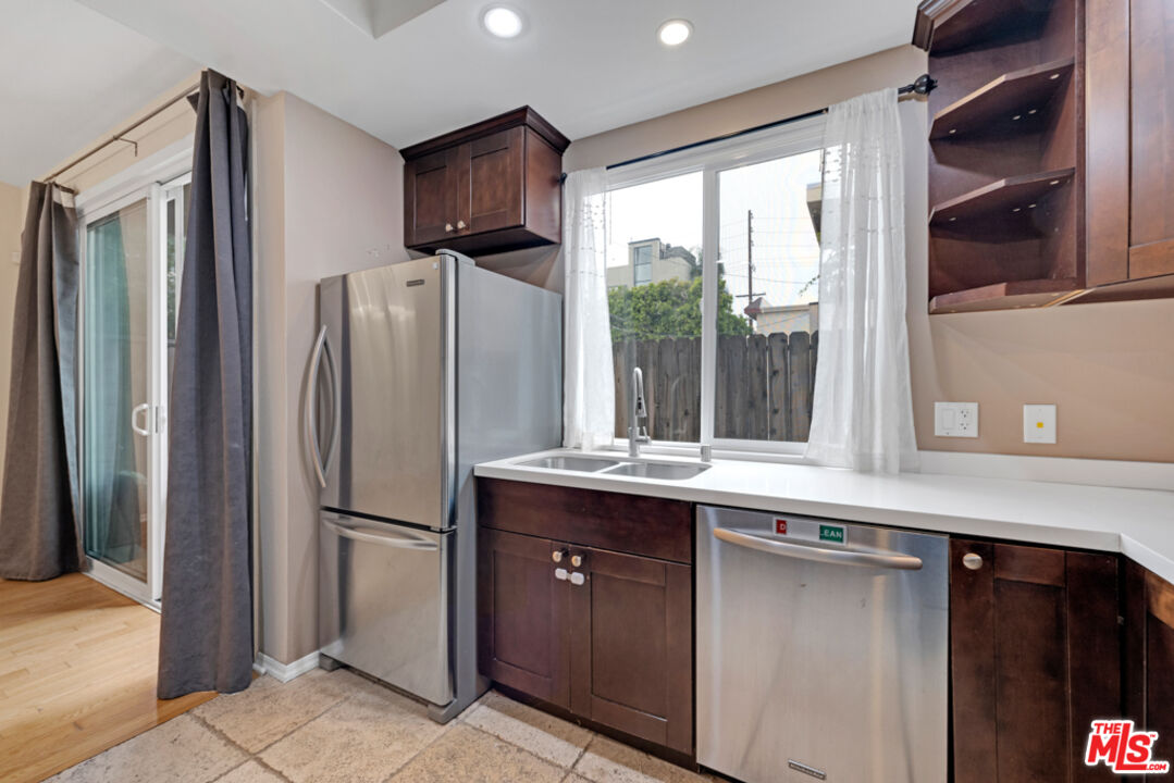 1717 Stoner Ave Unit: 105