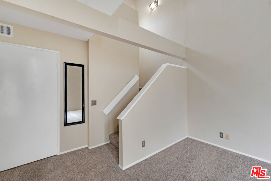1717 Stoner Ave Unit: 105