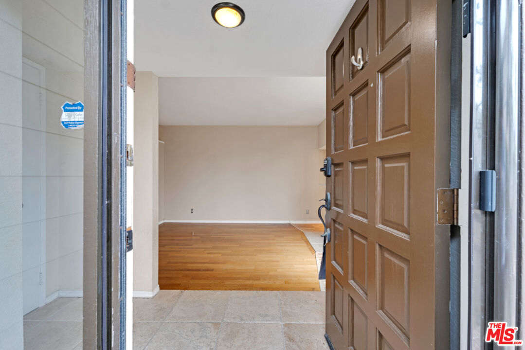 1717 Stoner Ave Unit: 105