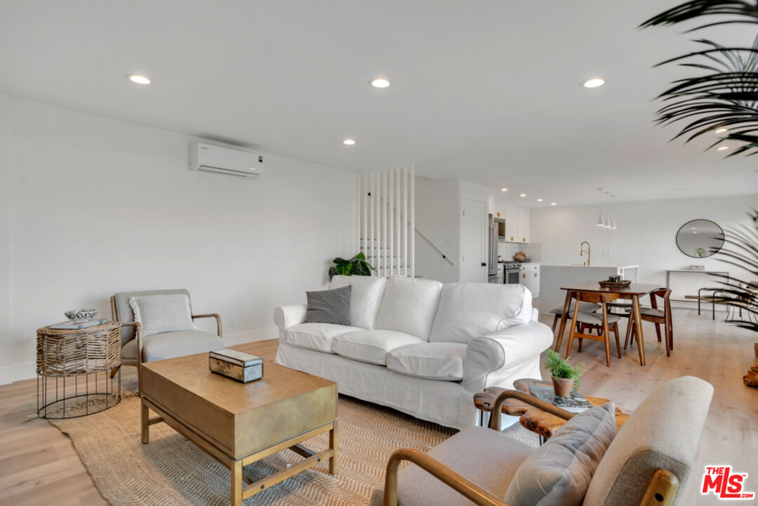 6400 Pacific Ave Unit: 104