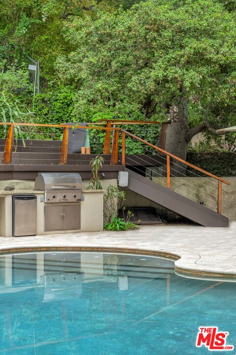 3600 Mandeville Canyon Rd