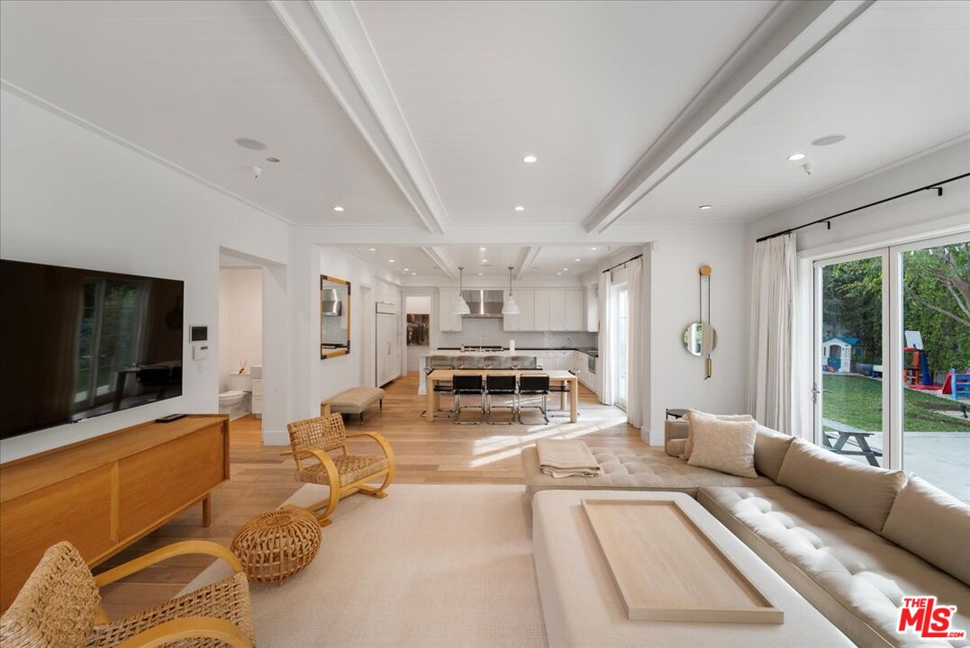 12026 Saltair Pl