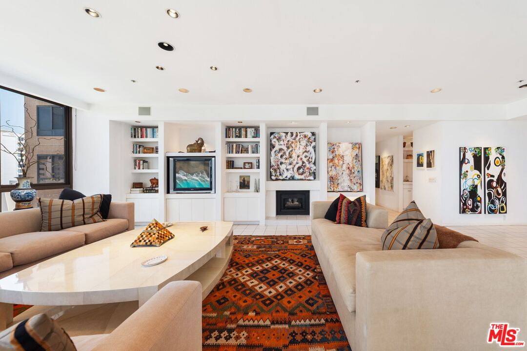 10430 Wilshire Blvd Unit: 802