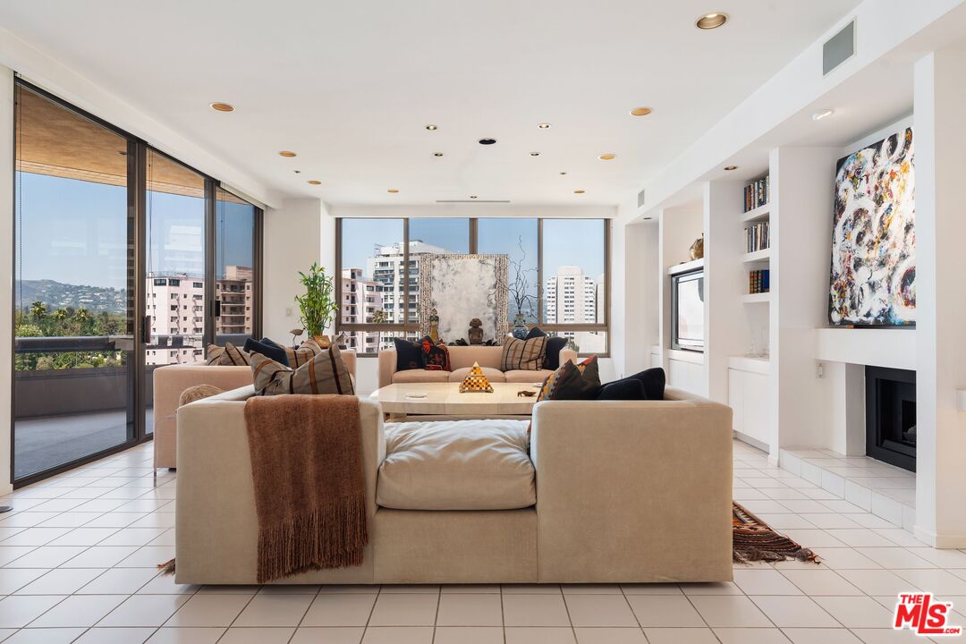 10430 Wilshire Blvd Unit: 802