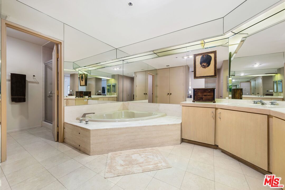 10430 Wilshire Blvd Unit: 802