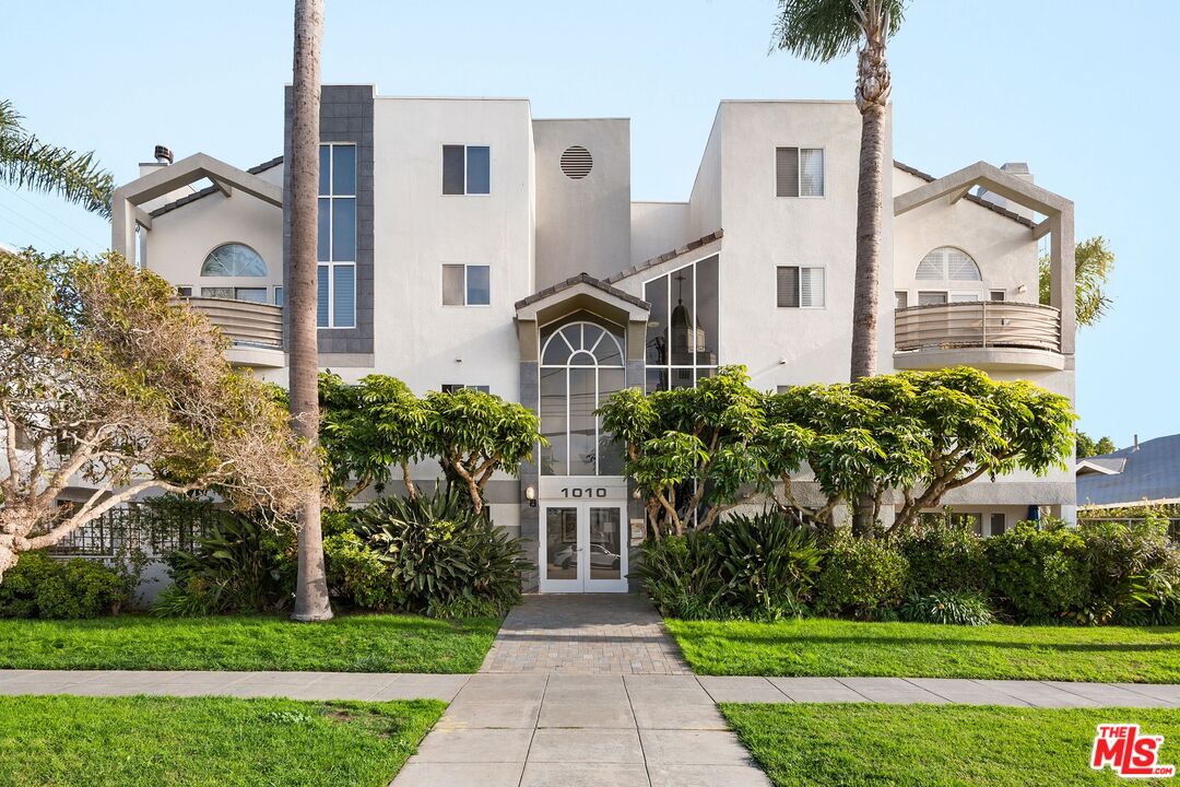 1010 California Ave Unit: 307