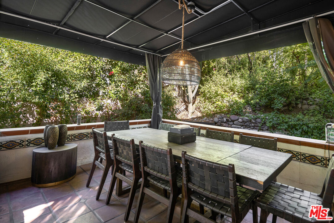 1930 Laurel Canyon Blvd, Hollywood Hills