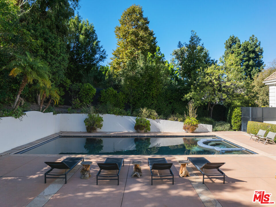 3901 Longridge Ave, Sherman Oaks