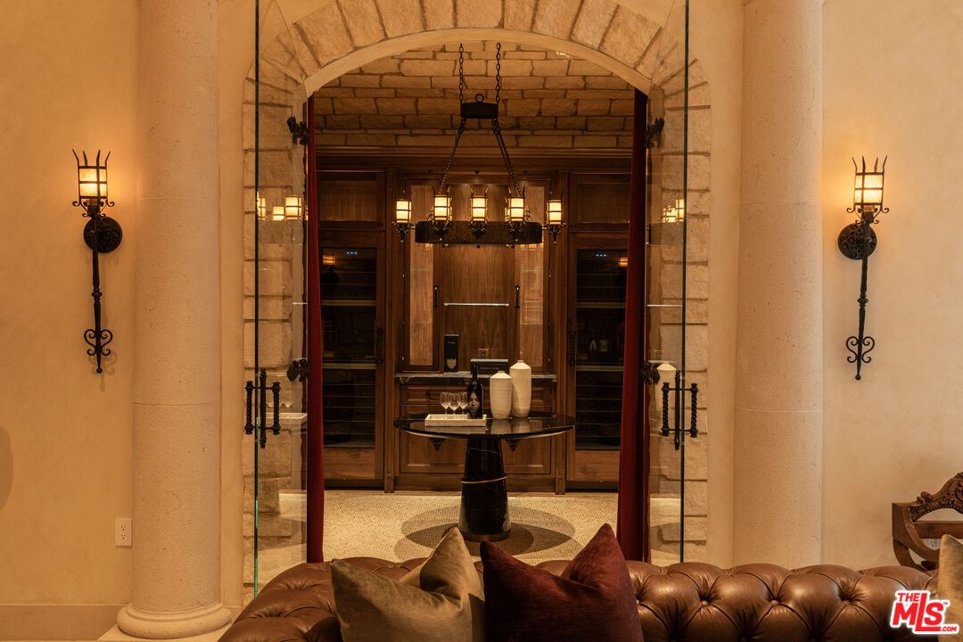 25300 Prado De La Magia