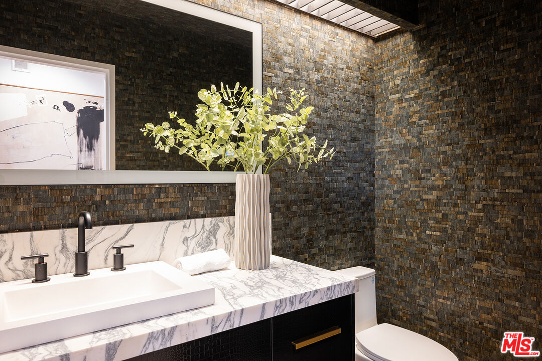 10430 Wilshire Blvd Unit: 802