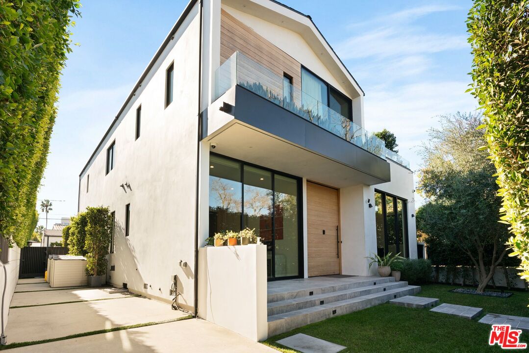 6258 Drexel Ave