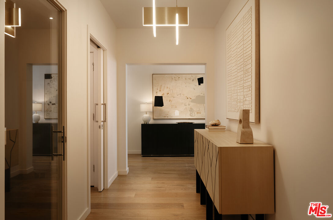 9000 W 3rd St Unit: 501