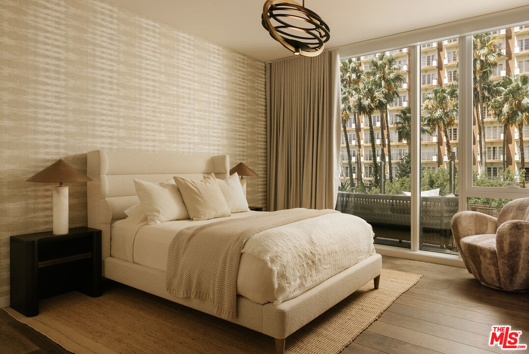 9000 W 3rd St Unit: 501