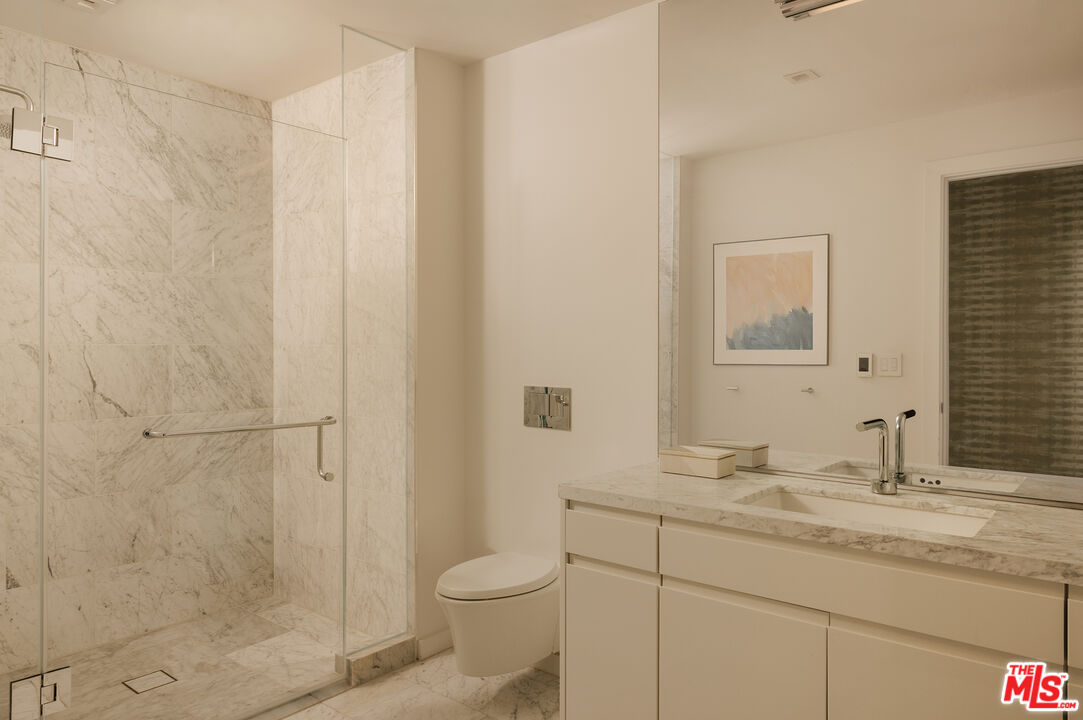 9000 W 3rd St Unit: 501