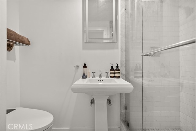 838 N Doheny DR Unit: 903