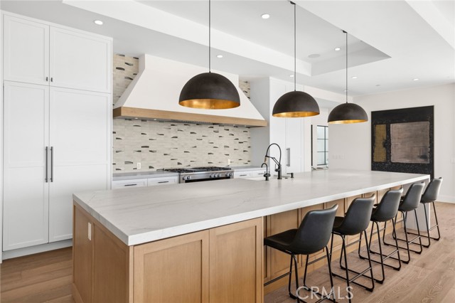2 Twin Lakes CIR
