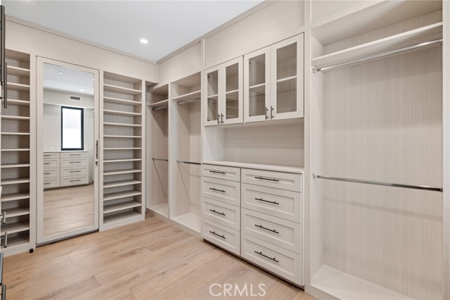 2 Twin Lakes CIR