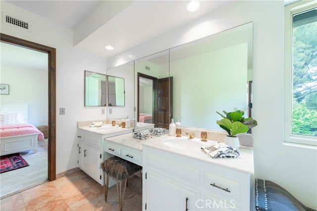 3440 Alana DR