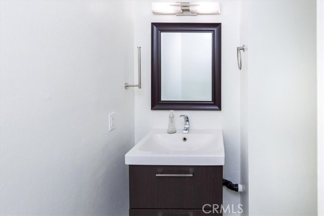 20224 Sherman WAY Unit: 60