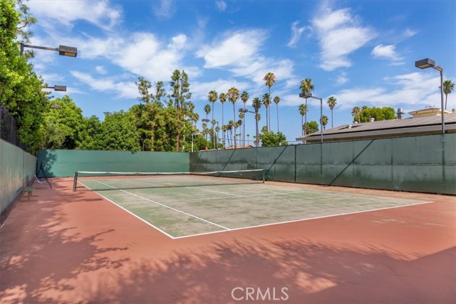 20224 Sherman WAY Unit: 60