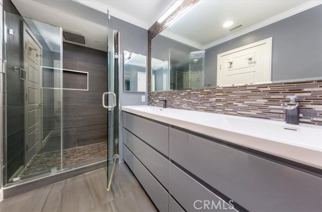 20224 Sherman WAY Unit: 60