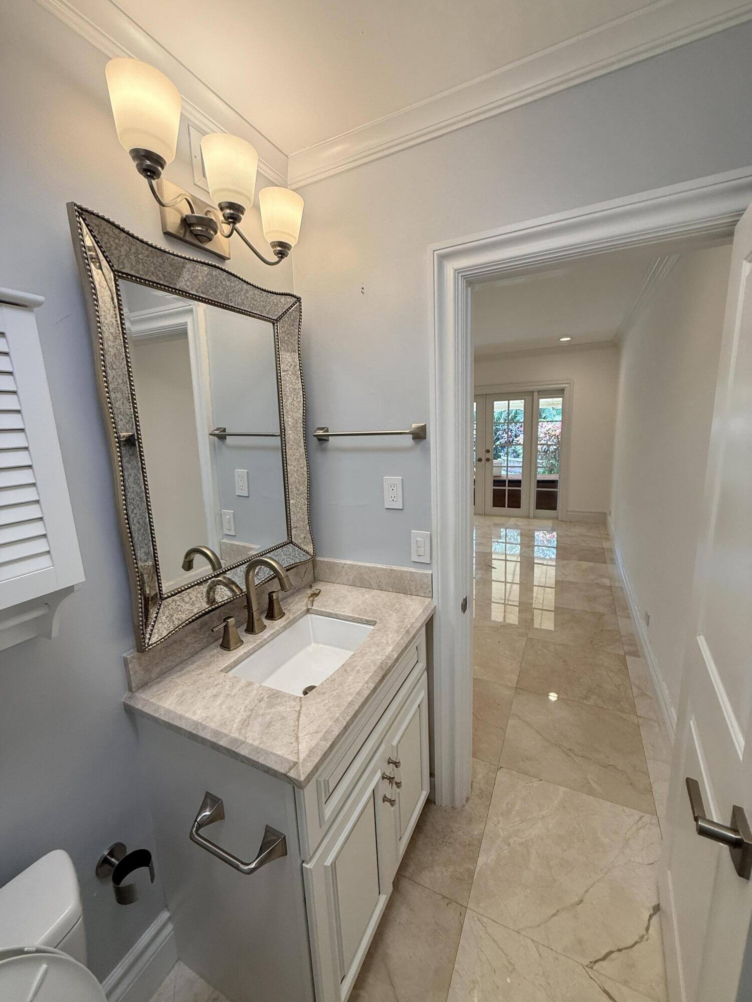225 Everglade Avenue Villa 6