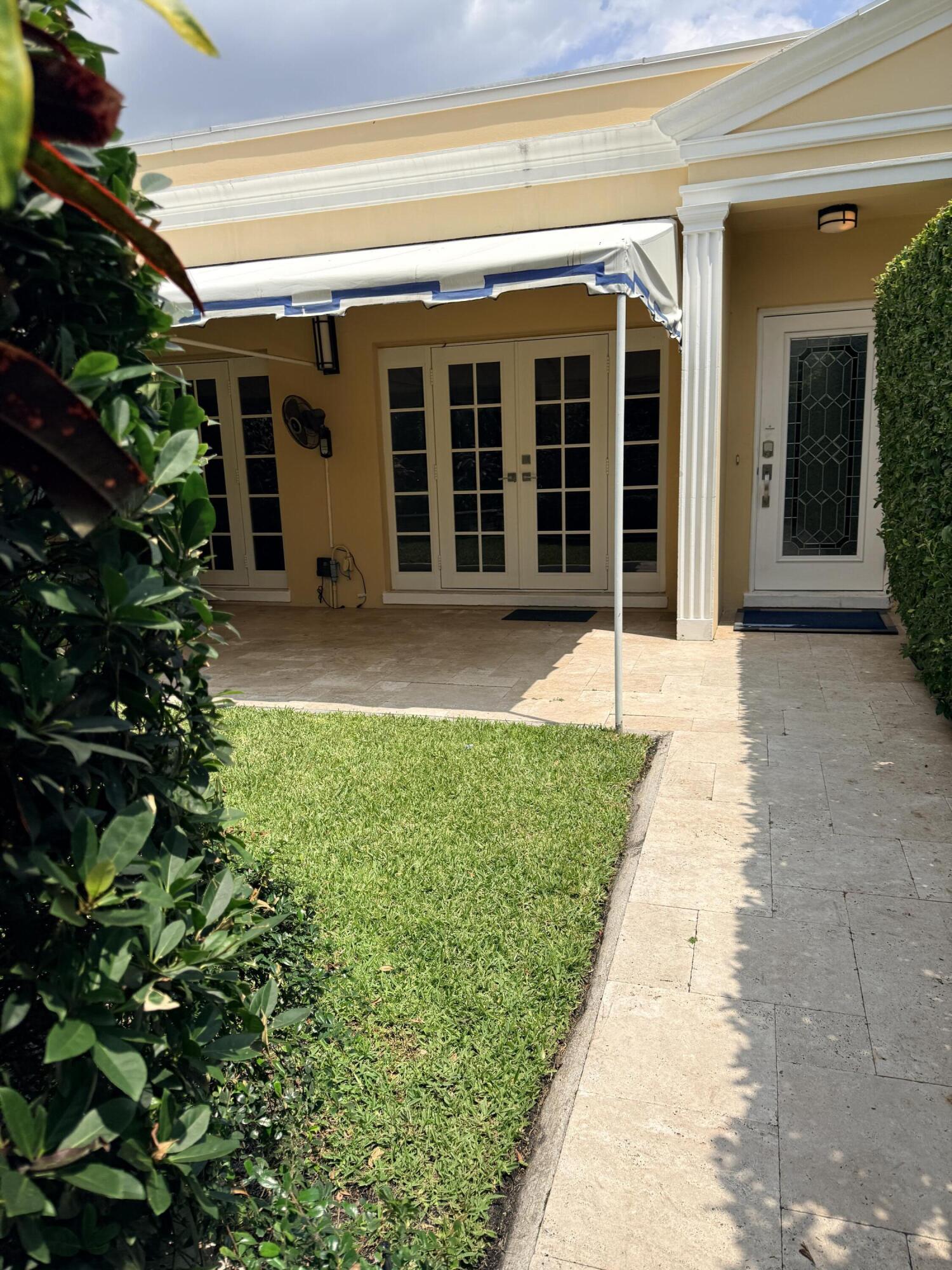 225 Everglade Avenue Villa 6