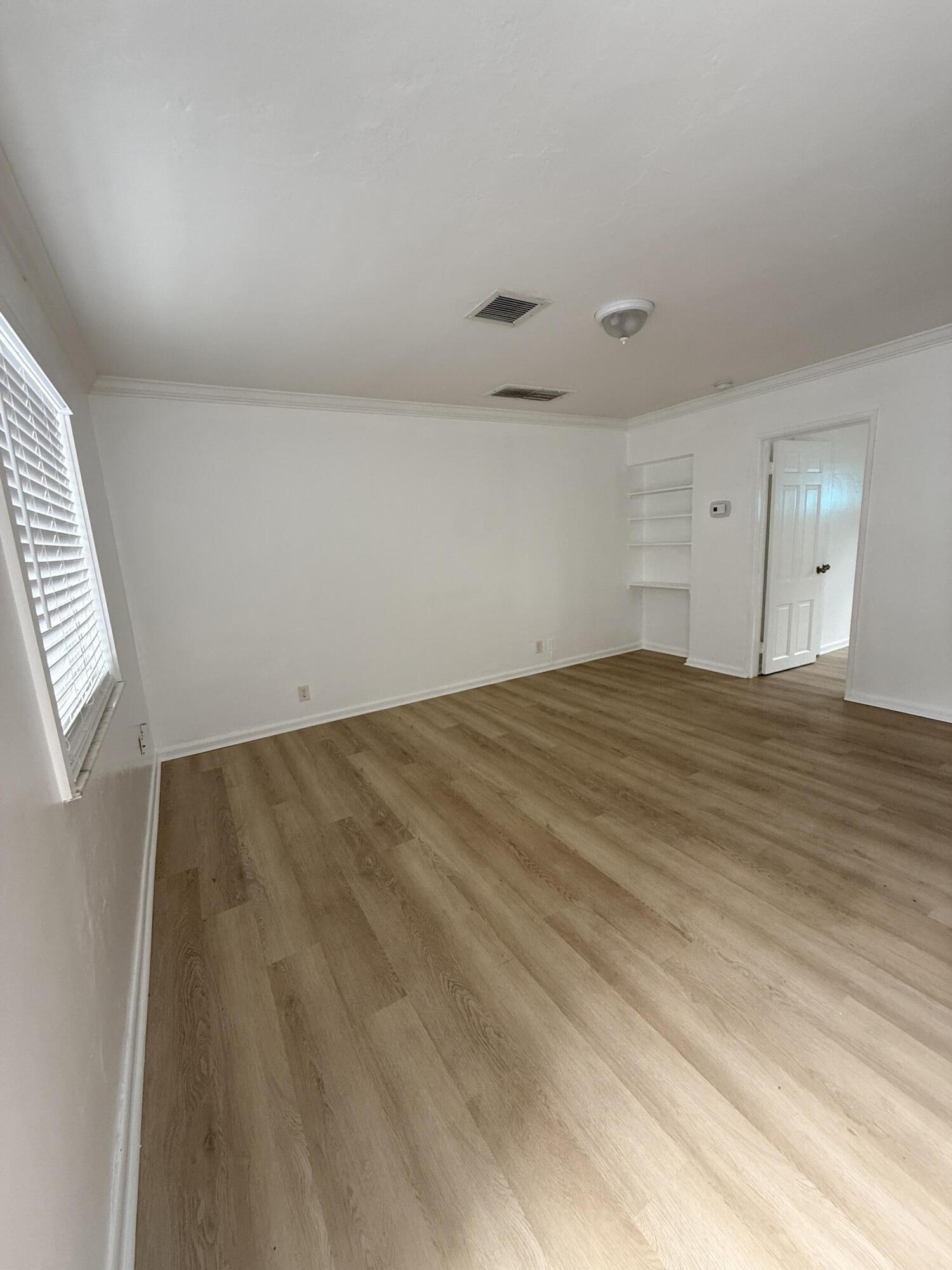 220 Walton Boulevard Unit 2