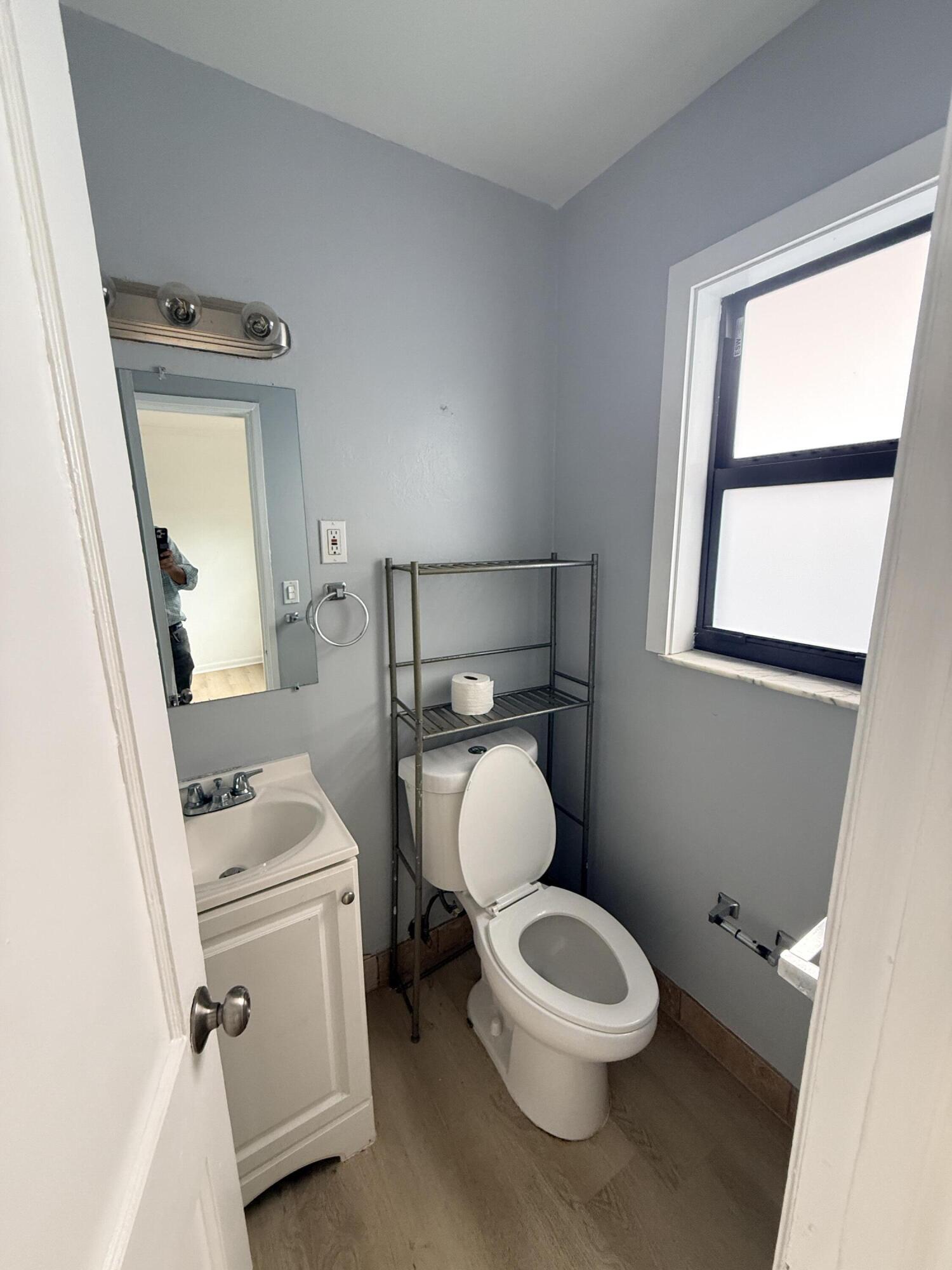 220 Walton Boulevard Unit 2