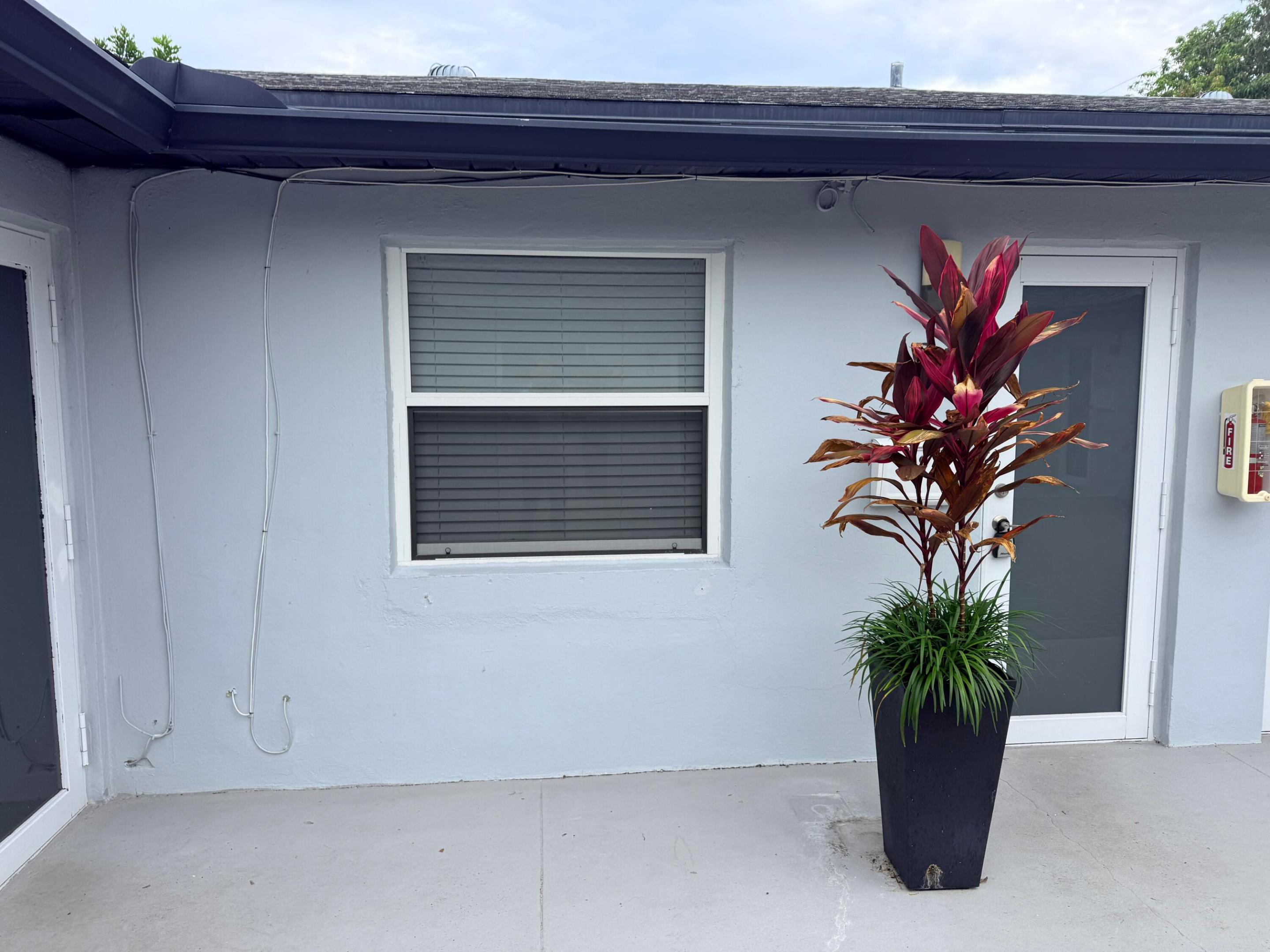 220 Walton Boulevard Unit 2