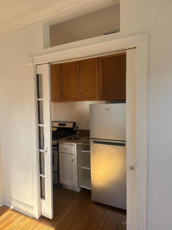 258 Seminole Avenue 3