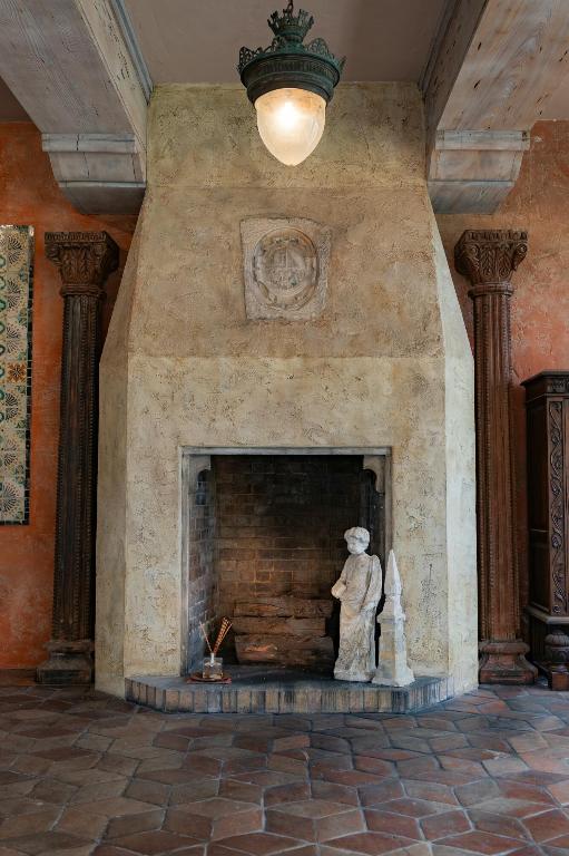 200 N Ocean Boulevard 1