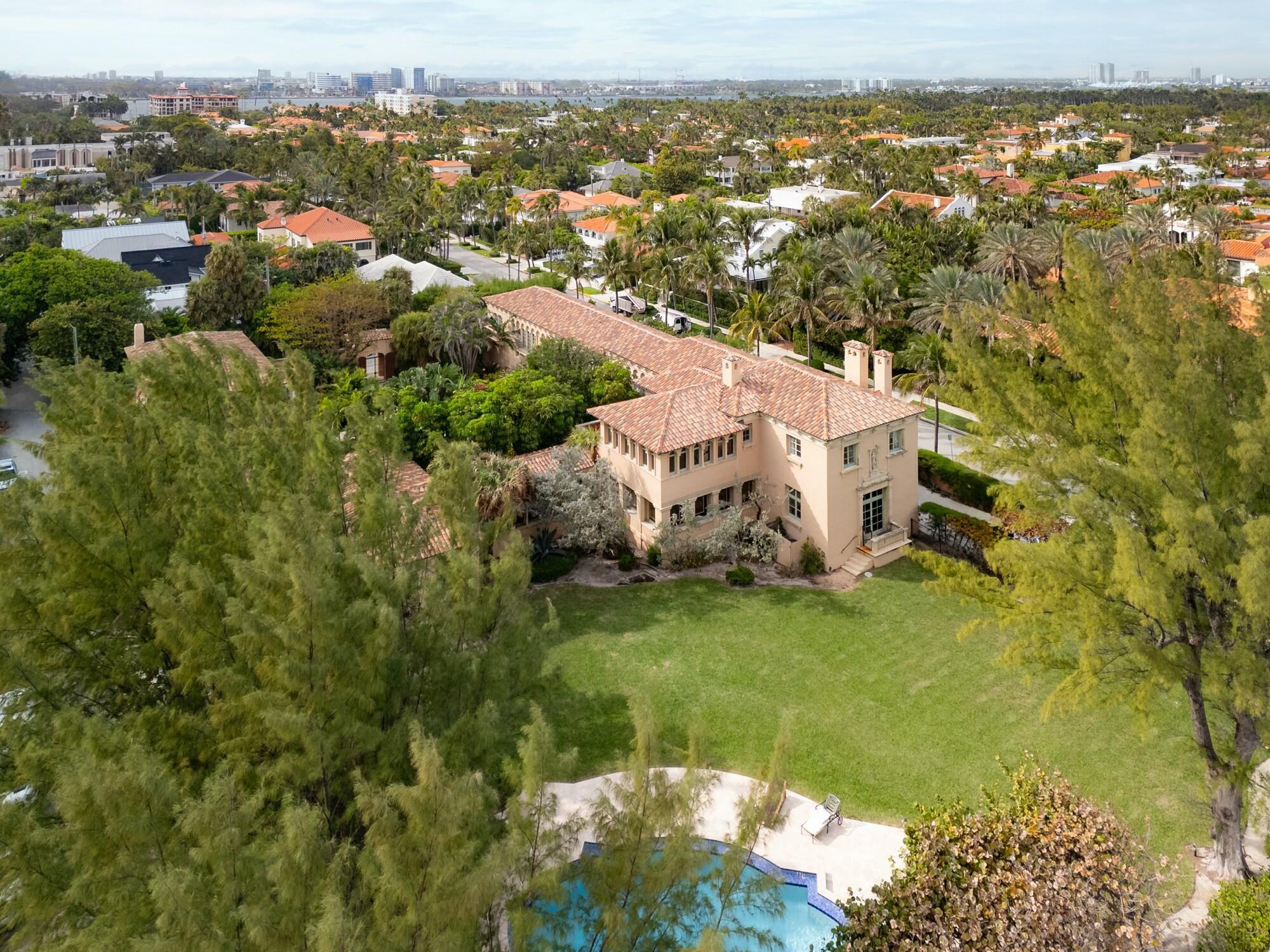 200 N Ocean Boulevard 1