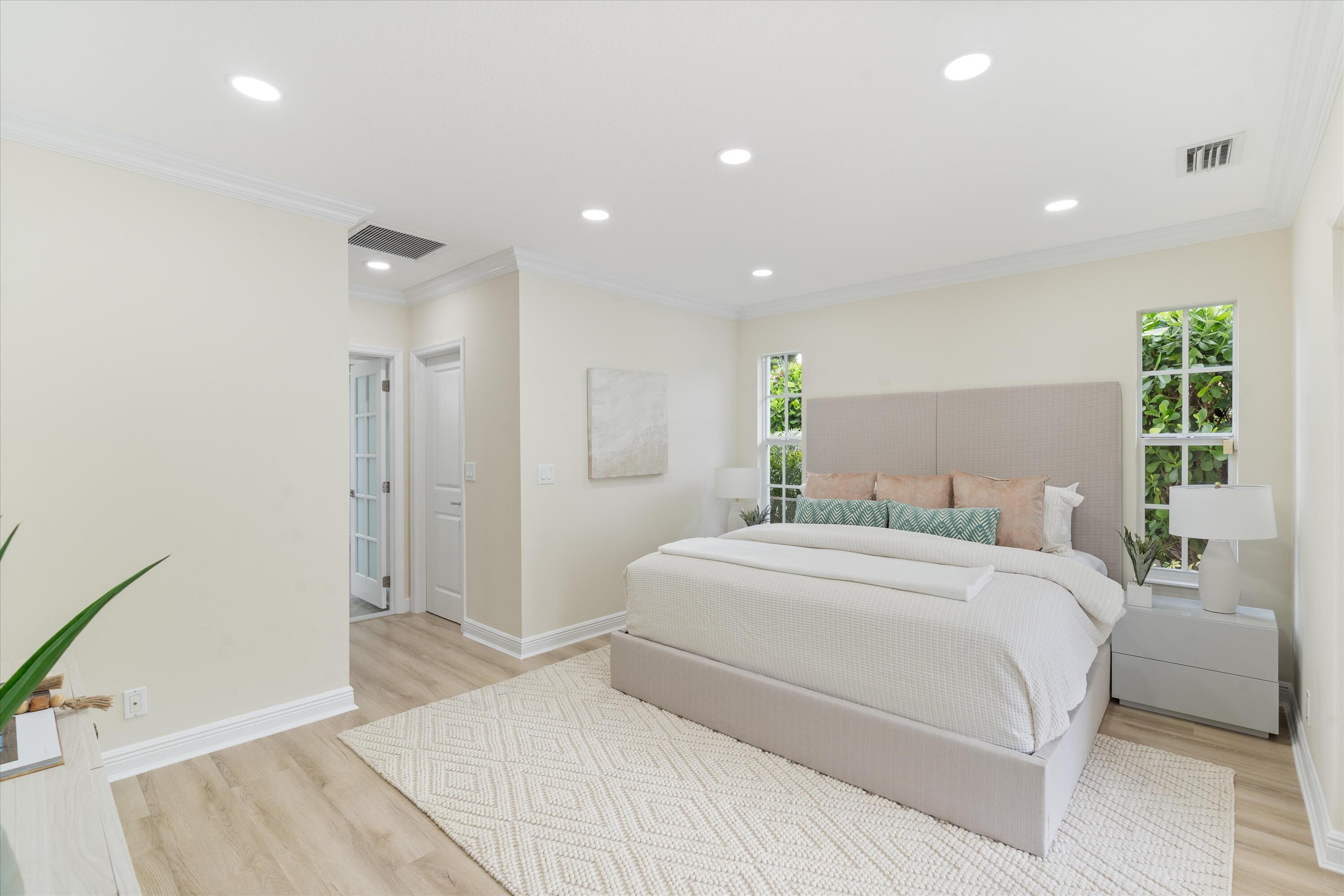 214 Alhambra Place