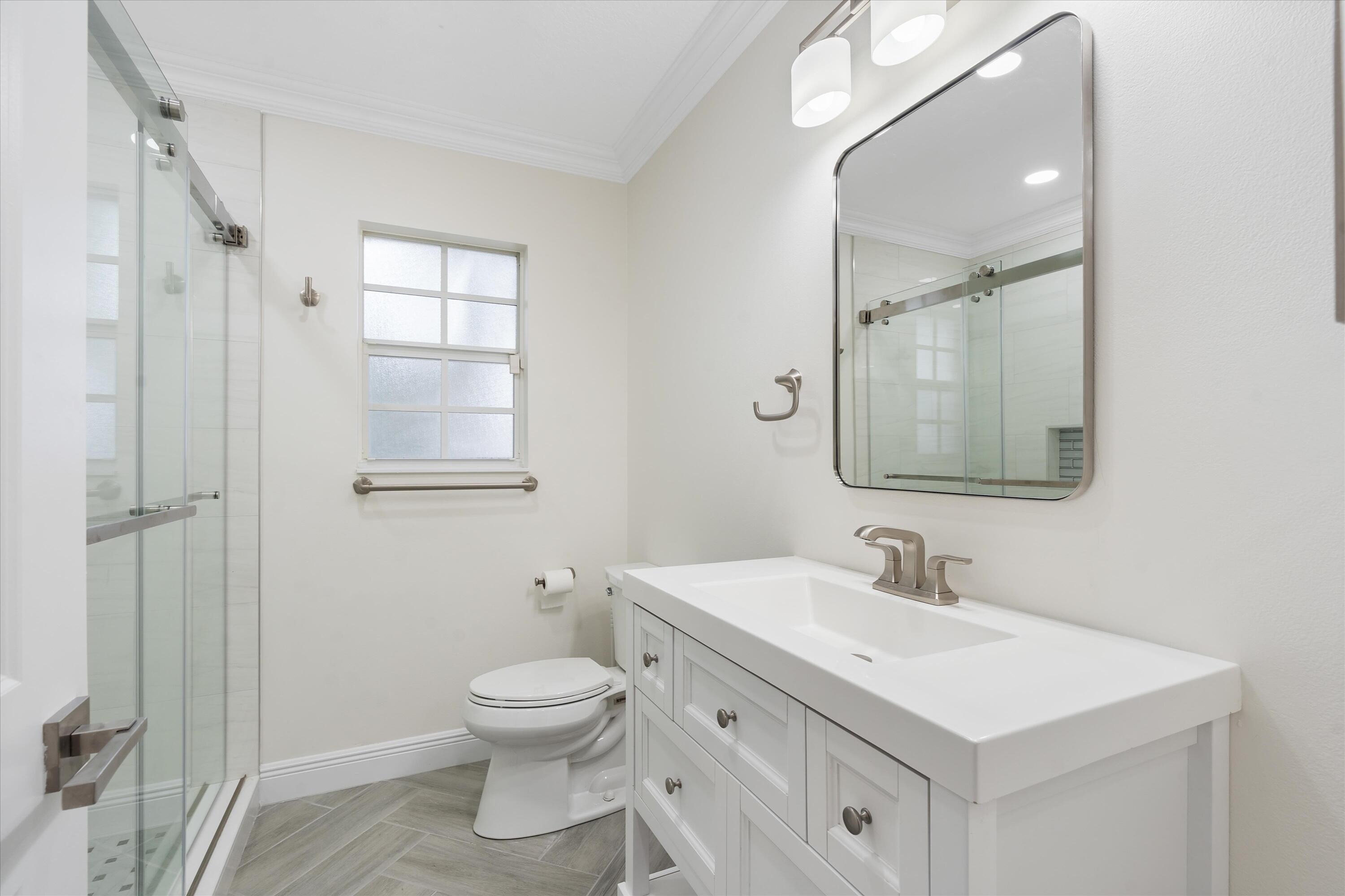 214 Alhambra Place